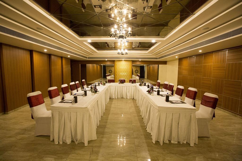 Anjushree Hotell Ujjain Eksteriør bilde