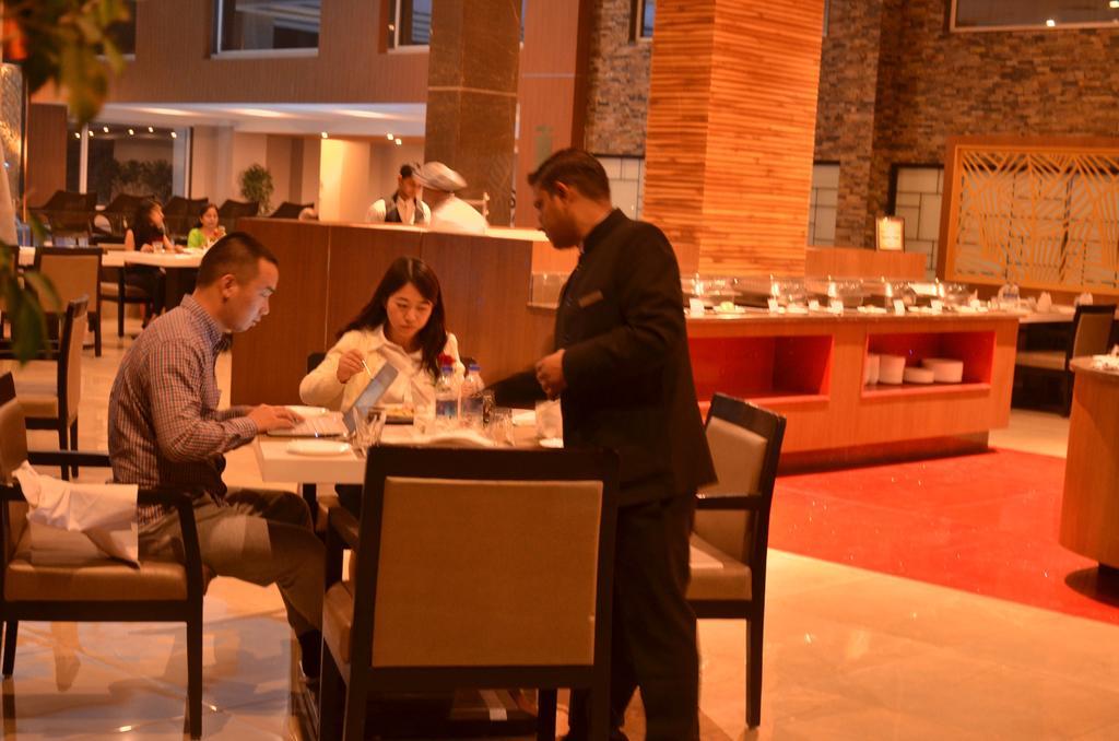 Anjushree Hotell Ujjain Eksteriør bilde