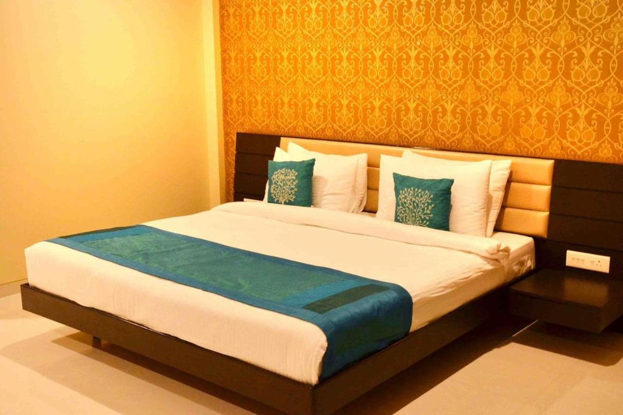 Anjushree Hotell Ujjain Eksteriør bilde