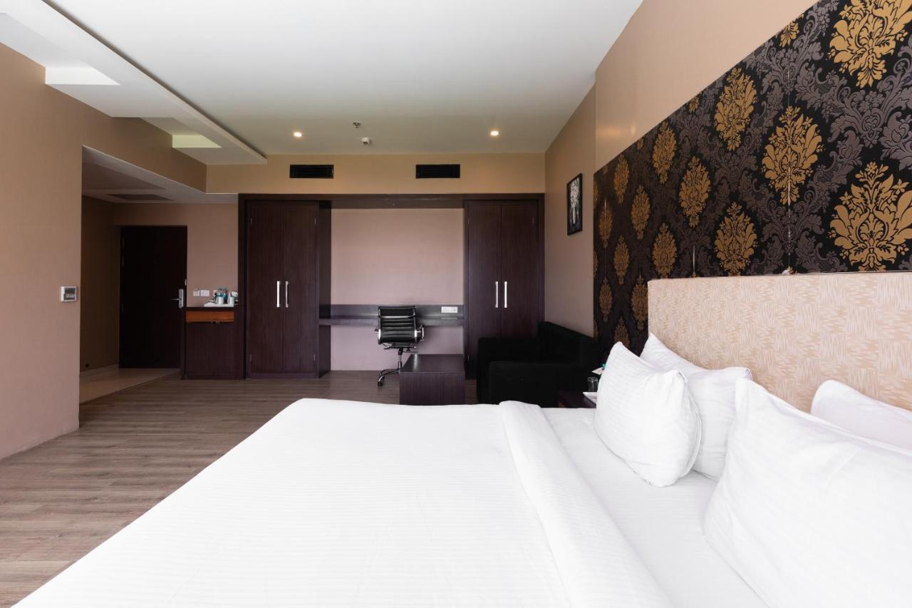 Anjushree Hotell Ujjain Eksteriør bilde
