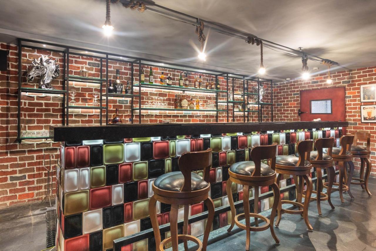 Anjushree Hotell Ujjain Eksteriør bilde